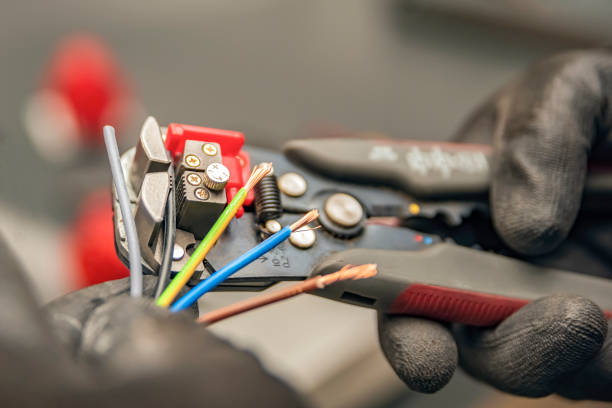 Best Electrical Troubleshooting Services  in South Pittsburg, TN